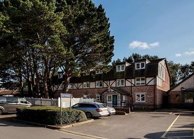 °hotel Travelodge Bournemouth Cooper Dean Bournemouth United Kingdom Hotelmix 